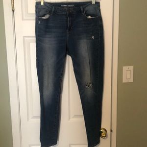 Old Navy distressed skinny jeans